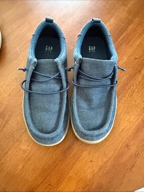 GAP Boys Slip-On Loafers in Denim Blue